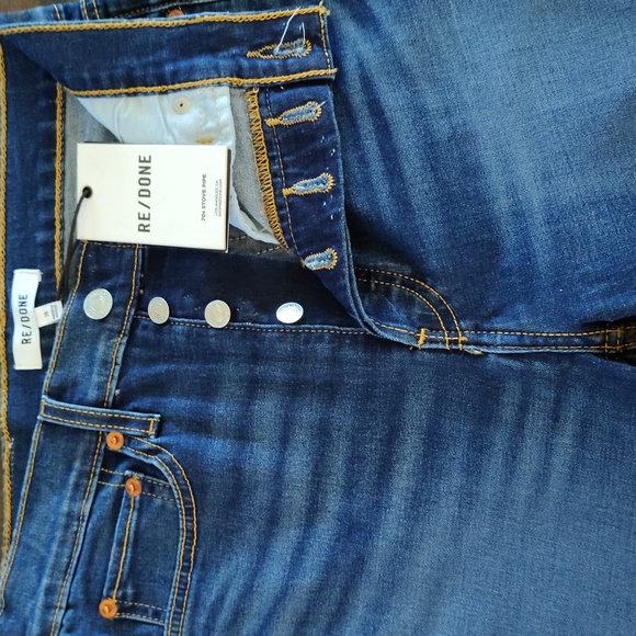 Re/Done Denim - RE/ DONE Deep Faded Blue 70 High Rise Stove Pipe. Size 26
